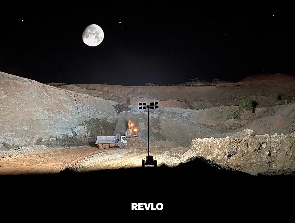 Torre de iluminação para subestações